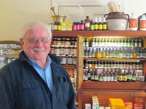 Barry the Herbalist provides alternative natural medicines and treatments